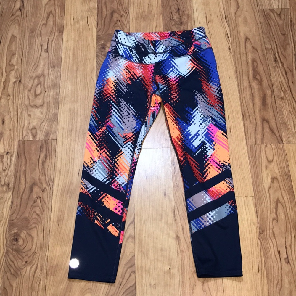Athleta Bright Geometric Capri size XXS